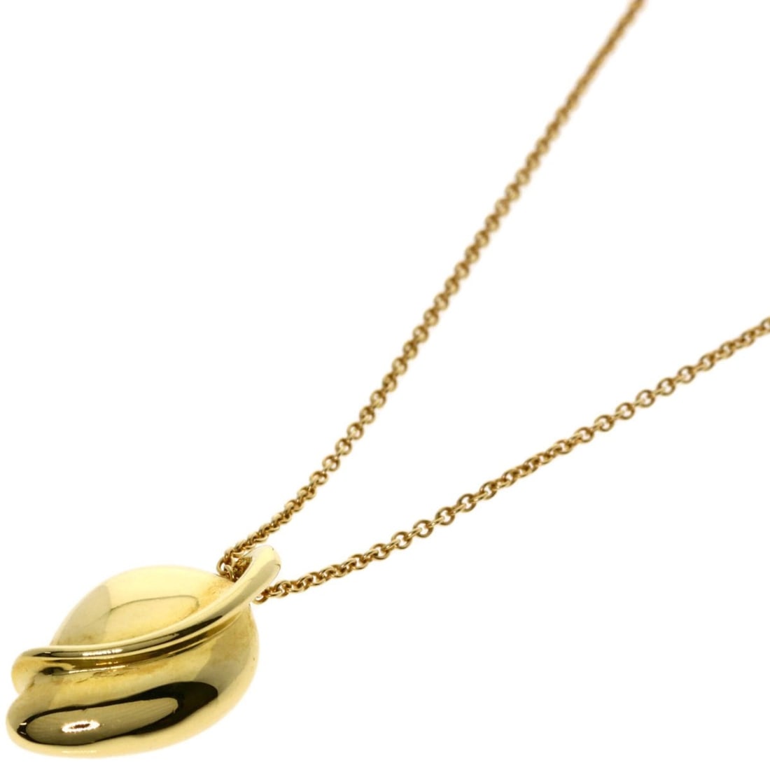 Tiffany & Co. Leaf Necklace, 18K Yellow Gold, Women's.: --- Catalog ---Category: SizePendant Size: 18.8mm x 10.8mm / 0.74'' x 0.42''Neck Circumference: 40 cm / 15.74''Category: DesignGender: WomenMaterial: Yellow gold (18K)Necklace Type: NecklaceCategory: 