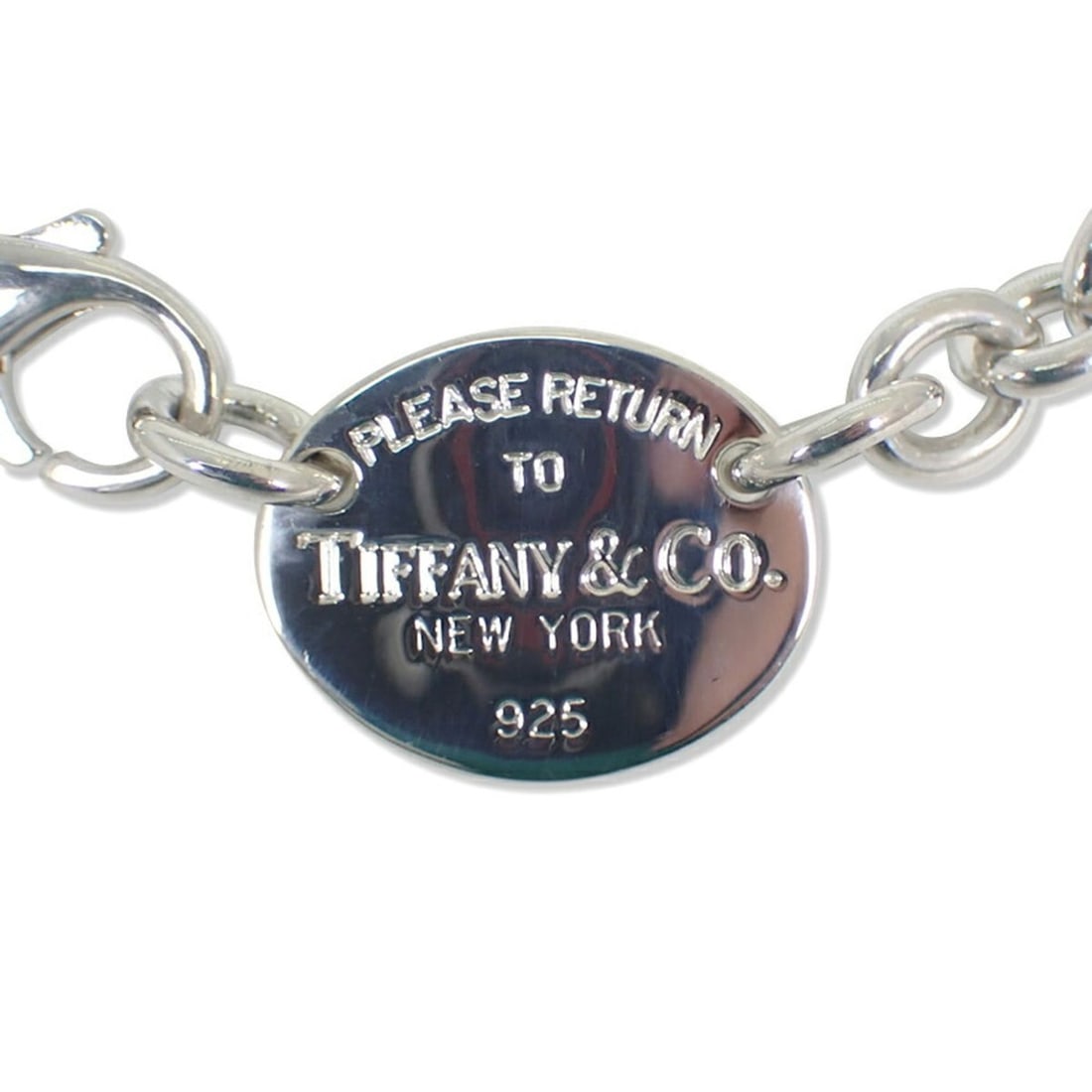 TIFFANY & Co. 925 Return to Tiffany Heart Tag Choker Necklace: --- Catalog ---Category: SizePendant Size: 18mm x 23mm / 0.7'' x 0.9''Neck Circumference: 40 cm / 15.74''Category: DesignGender: WomenMaterial: Sterling silver 925Necklace Type: ChokerCategory: