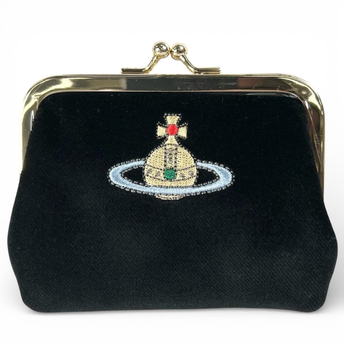 Vivienne Westwood velvet coin purse/wallet with orb embroidery, black, box, for women.: --- Catalog ---Category: SizeSize (HxWxD): 8.5cm x 10cm / 3.34'' x 3.93''Category: DesignType: Coin purse/coin caseColor: BlackGender: WomenClosure: Ball claspMaterial: Velvet Inner Pocket: Pocket 1Ca