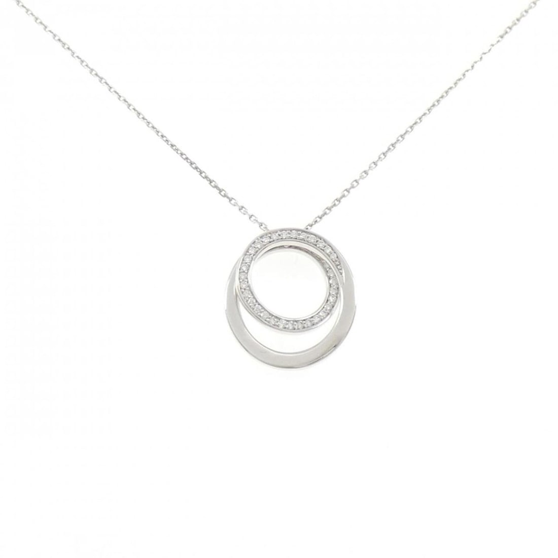 Cartier Etincelle Necklace: --- Catalog ---Category: SizePendant Size: 17.9mm x 16.4mm / 0.7'' x 0.64''Neck Circumference: 39 cm - 42 cm / 15.35'' - 16.53''Category: DesignStone: DiamondGender: WomenMaterial: White gold