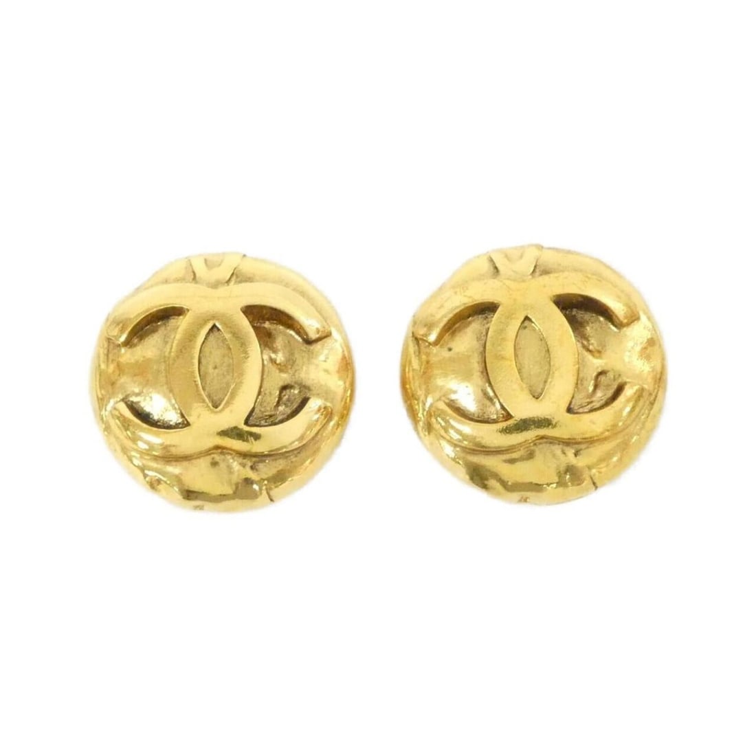 Chanel earrings: --- Catalog ---Category: SizeSize (HxWxD): 20.00mm x 20.00mm / 0.79'' x 0.79''Category: DesignType: Clip earringsColor: GoldGender: WomenCategory: GeneralBrand: Chanel--- Item List ---Section: