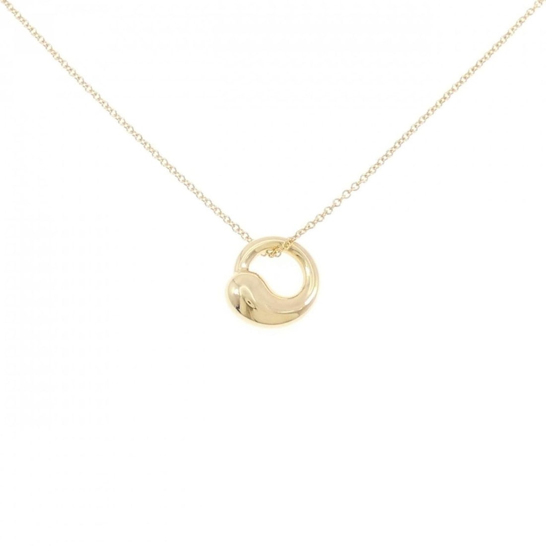 Tiffany Eternal Necklace: --- Catalog ---Category: SizePendant Size: 13mm x 12.2mm / 0.51'' x 0.48''Neck Circumference: 40 cm / 15.74''Category: DesignGender: WomenMaterial: Yellow gold (18K)Pendant Type: PendantNecklace