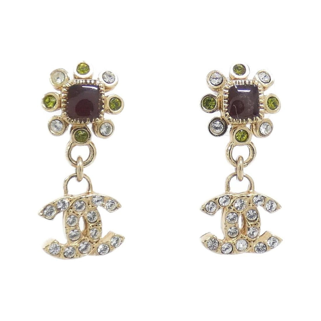 Chanel earrings (1 of 20)