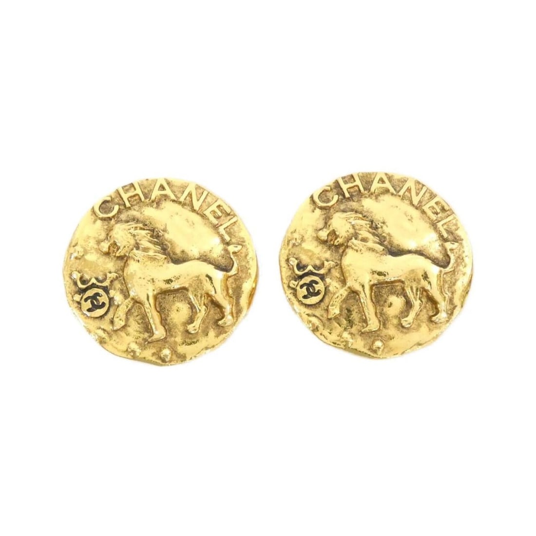 Chanel earrings: --- Catalog ---Category: SizeSize (HxWxD): 28.00mm x 28.00mm / 1.10'' x 1.10''Category: DesignType: Clip earringsColor: GoldGender: WomenCategory: GeneralBrand: Chanel--- Item List ---Section: Conditi