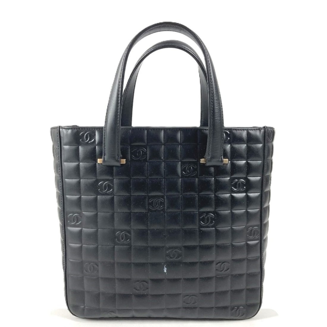 CHANEL Vintage Logo CC Coco Mark Chocolate Bar Bag Tote Handbag Leather Men's Women's Black: --- Catalog ---Category: SizeSize (HxWxD): 23.5cm x 24cm x 8cm / 9.25'' x 9.44'' x 3.14''Category: DesignType: Handbag, Tote bagColor: BlackGender: Men,Women,UnisexSeason: VintageMaterial: Leather Cat