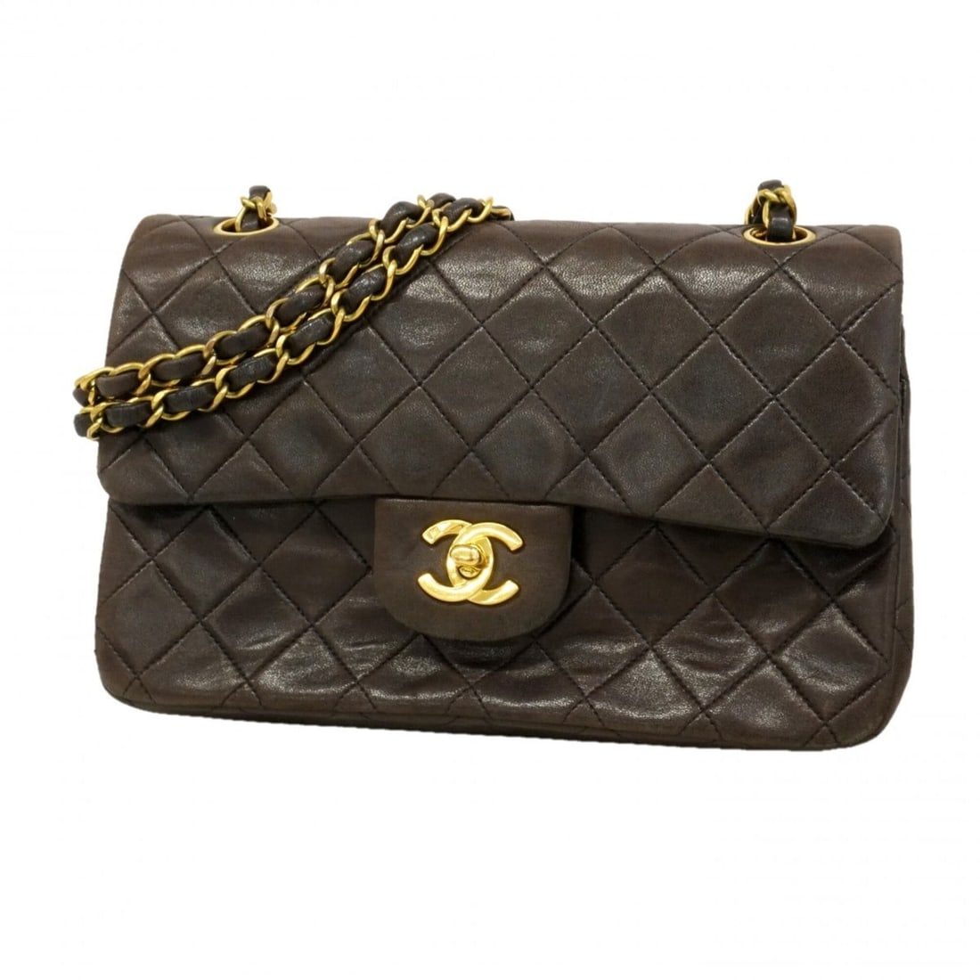 Chanel Matelassé Shoulder Bag, Double Flap, Chain, Lambskin, Brown, Women's: --- Catalog ---Category: SizeSize (HxWxD): 15cm x 22.5cm x 7cm / 5.9'' x 8.85'' x 2.75''Category: DesignType: Shoulder bagColor: BrownGender: WomenMaterial: Leather Hardware Color: GoldLeather/Fur Typ