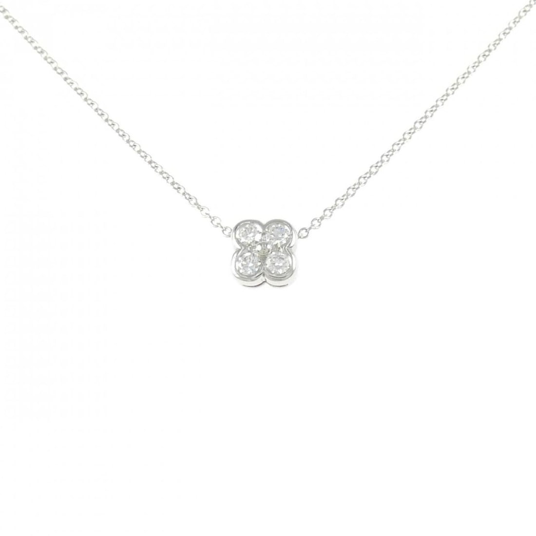 Tiffany 4 Bezel Necklace: --- Catalog ---Category: SizePendant Size: 6.7mm x 6.6mm / 0.26'' x 0.25''Neck Circumference: 39 cm - 41 cm / 15.35'' - 16.14''Category: DesignStone: DiamondGender: WomenMaterial: Platinum 950Pendant