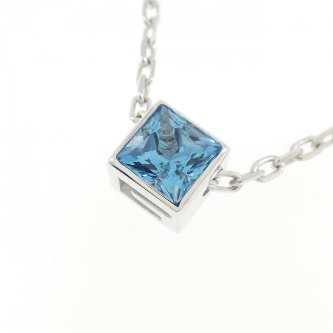 Gucci Cube Necklace - 3