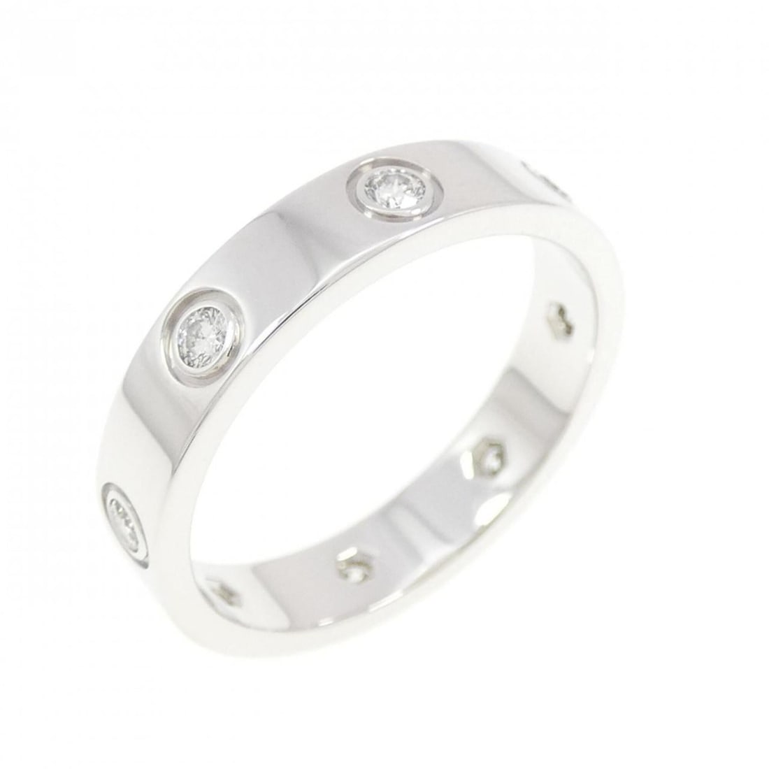 Cartier Mini Love Full Diamond Ring: --- Catalog ---Category: SizeUS Size: 6Brand Size: 51Category: DesignType: Band ringStone: DiamondGender: WomenMaterial: White gold (18K)Category: GeneralMPN: B4050600Brand: Cartier--- Item List ---Se