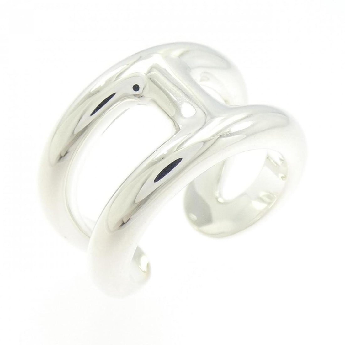 Hermes Hermès Osmo's Small Ring: --- Catalog ---Category: SizeUS Size: 6.5Brand Size: 53Category: DesignType: Band ringGender: WomenMaterial: Silver 925Category: GeneralMPN: H102539BBrand: Hermes--- Item List ---Section: ConditionRan