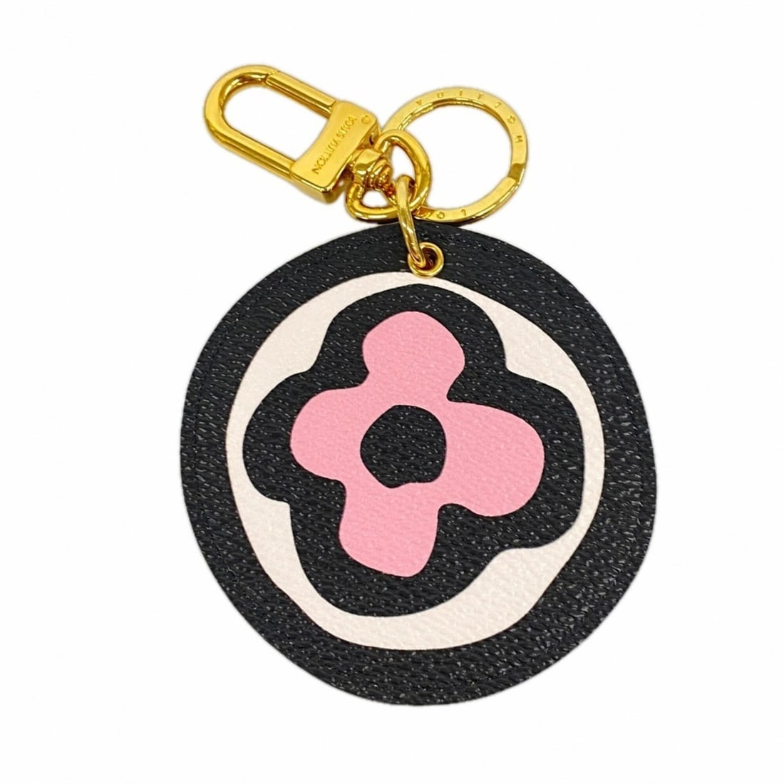 Louis Vuitton Keychain Charm Porte Claire Lustré Wild at Heart MP3070 Black Cream Ladies: --- Catalog ---Category: SizeSize (HxWxD): 13cm x 8cm x 5.00mm / 5.11'' x 3.14'' x 0.19''Category: DesignType: KeyringColor: Black, CreamGender: WomenCategory: GeneralMPN: MP3070Brand: Louis Vuitton--
