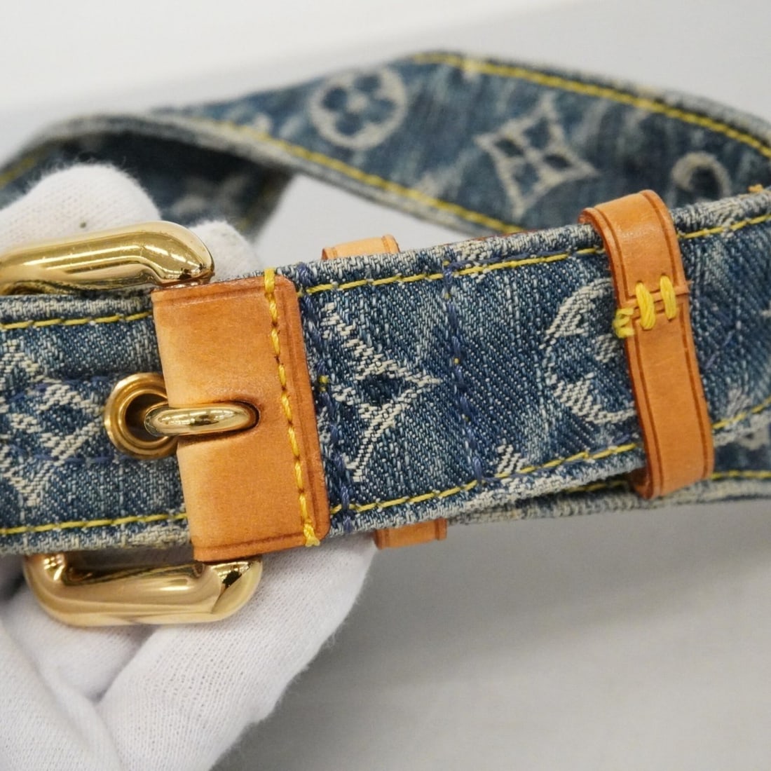 Chanel shoulder bag - 10