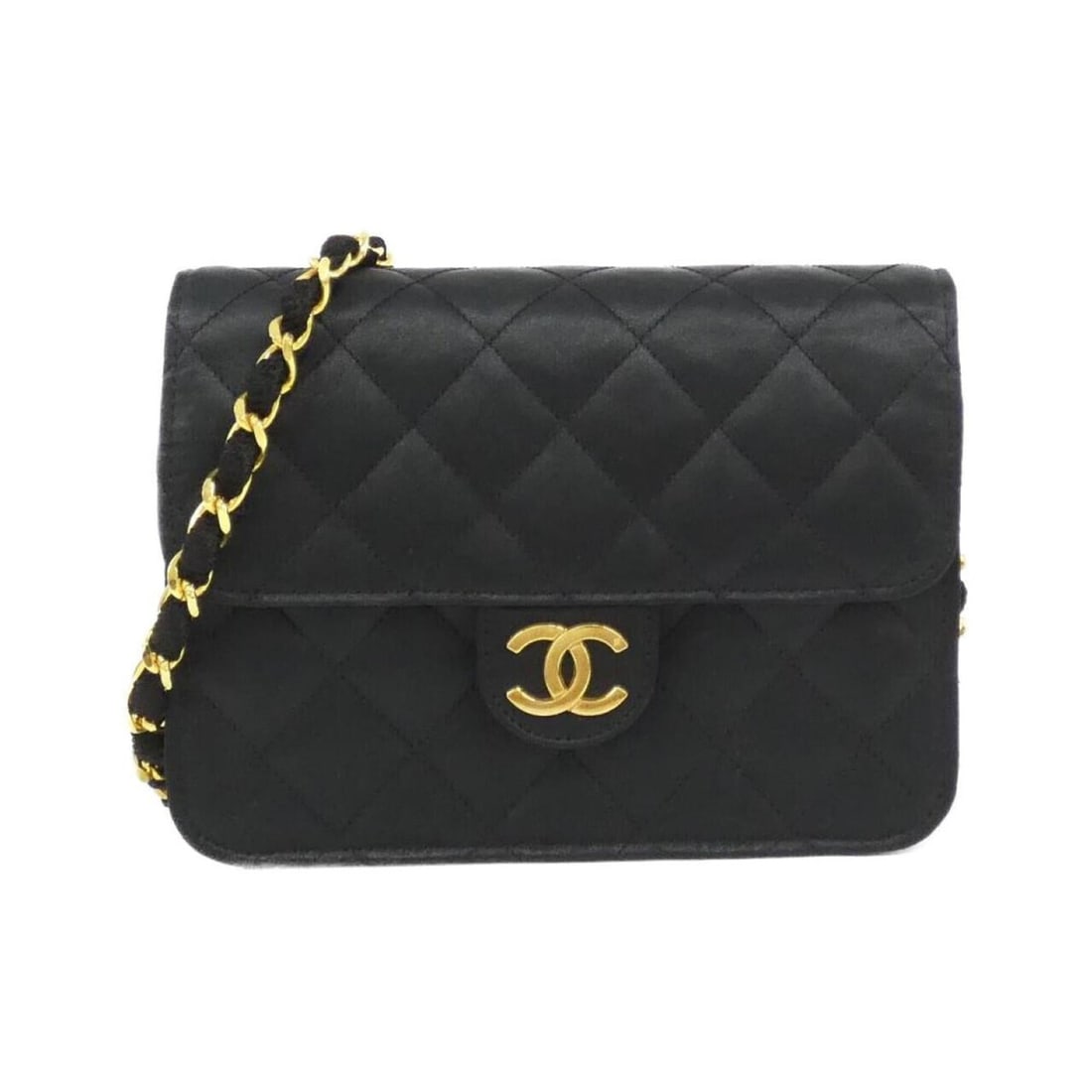 Chanel shoulder bag: --- Catalog ---Category: SizeSize (HxWxD): 14cm x 18cm x 3cm / 5.51'' x 7.08'' x 1.18''Category: DesignType: Shoulder bagColor: BlackGender: WomenMaterial: Satin Category: GeneralBrand: Chanel---