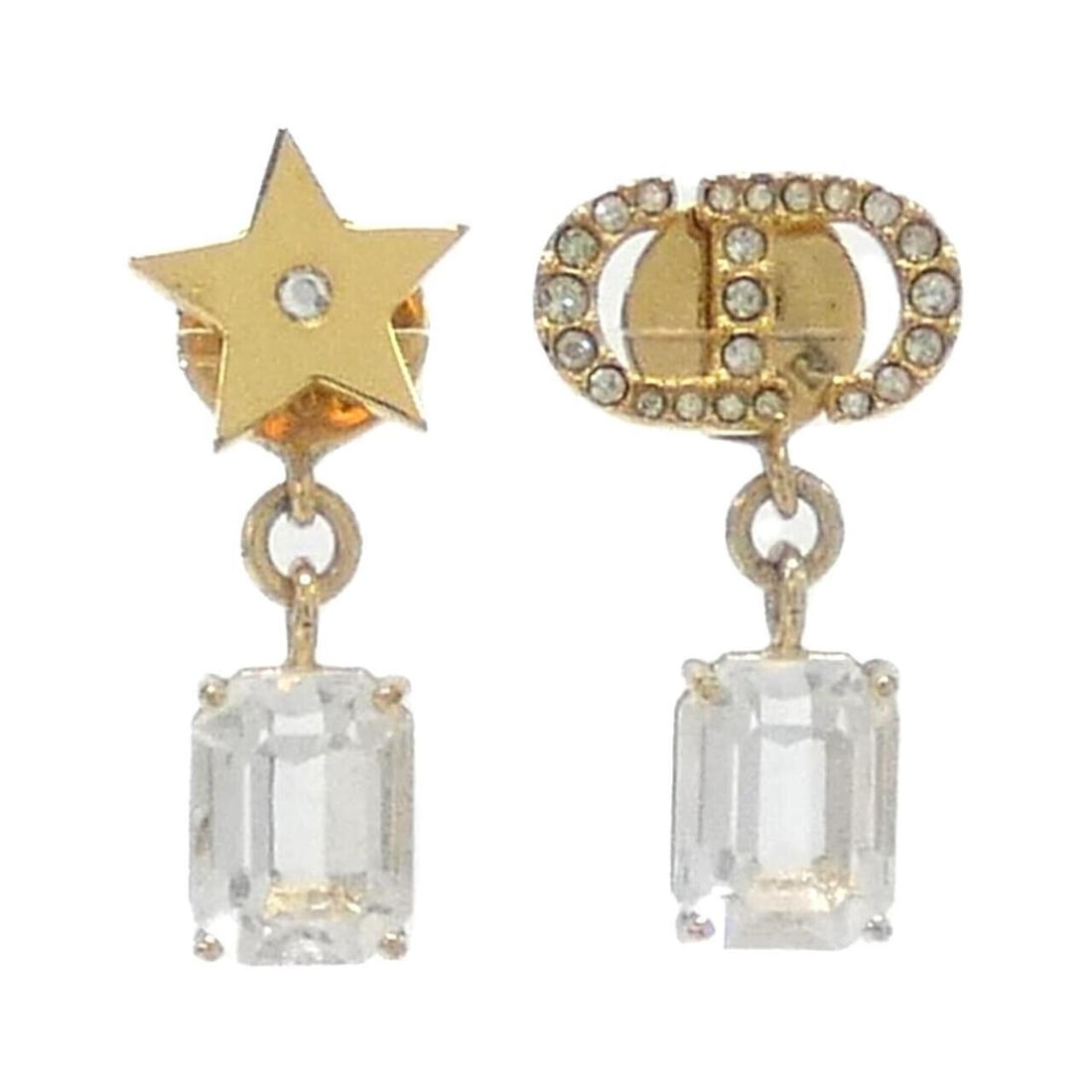 Christian Dior Petite CD E1657PTCCY Earrings: --- Catalog ---Category: SizeStone Size (HxW): 13.00mm x 20.00mm / 0.51'' x 0.79''Category: DesignColor: ClearGender: WomenCategory: GeneralMPN: E1657PTCCYBrand: Unspecified--- Item List ---Section: