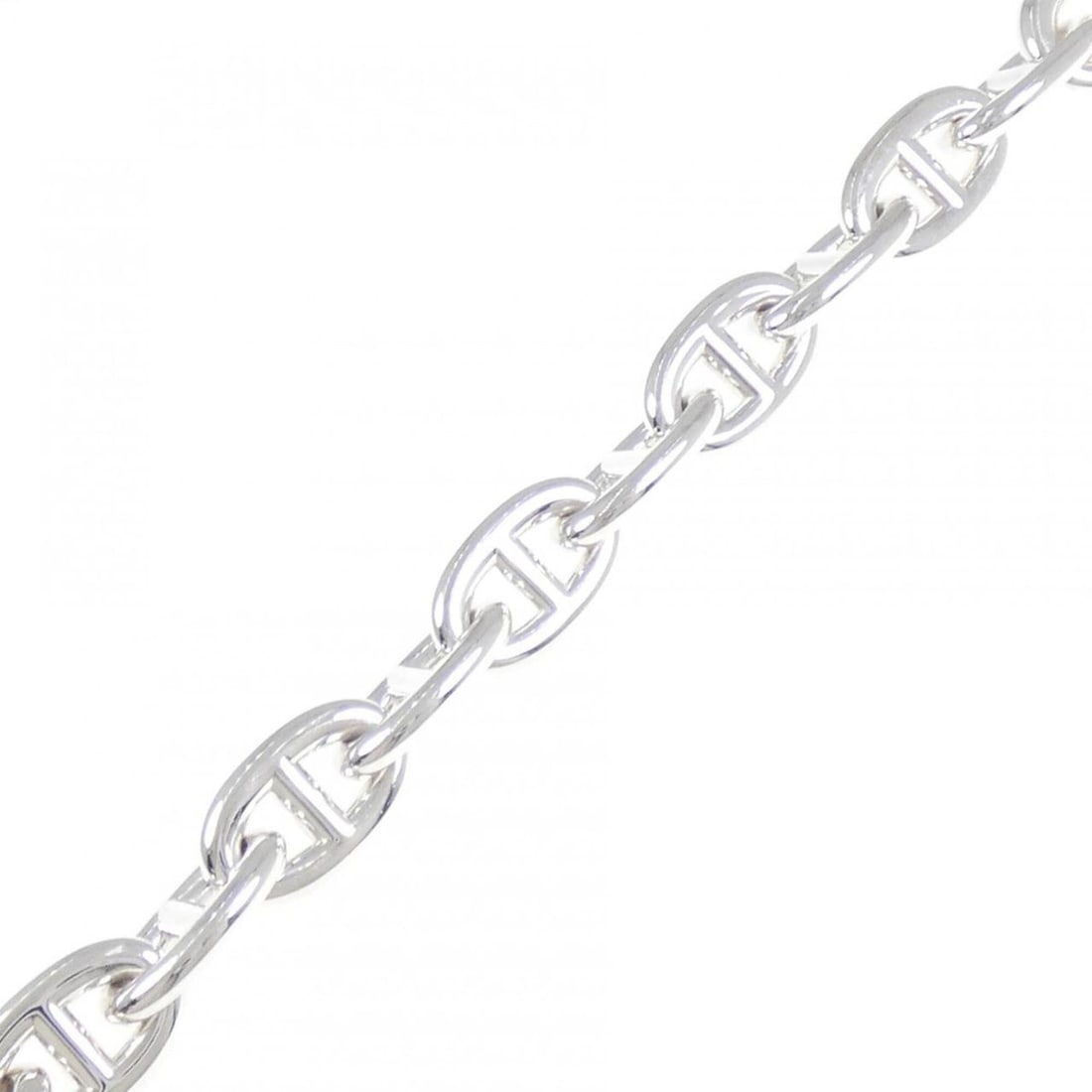 Hermes Hermès Chaine d'Ancre MM Bracelet: --- Catalog ---Category: SizeLength: 17.5cm / 6.88''Category: DesignType: Charm braceletGender: WomenMaterial: Silver 925Category: GeneralMPN: H101994BBrand: Hermes--- Item List ---Section: