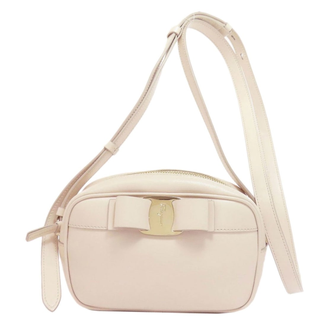 Gucci GG Supreme Sherry Line Shoulder Bag 246413 Brown Champagne Women's: --- Catalog ---Category: SizeSize (HxWxD): 25cm x 23cm x 1cm / 9.84'' x 9.05'' x 0.39''Category: DesignType: Shoulder bagColor: BrownGender: WomenMaterial: PVC Hardware Color: Champagne goldCategory: 