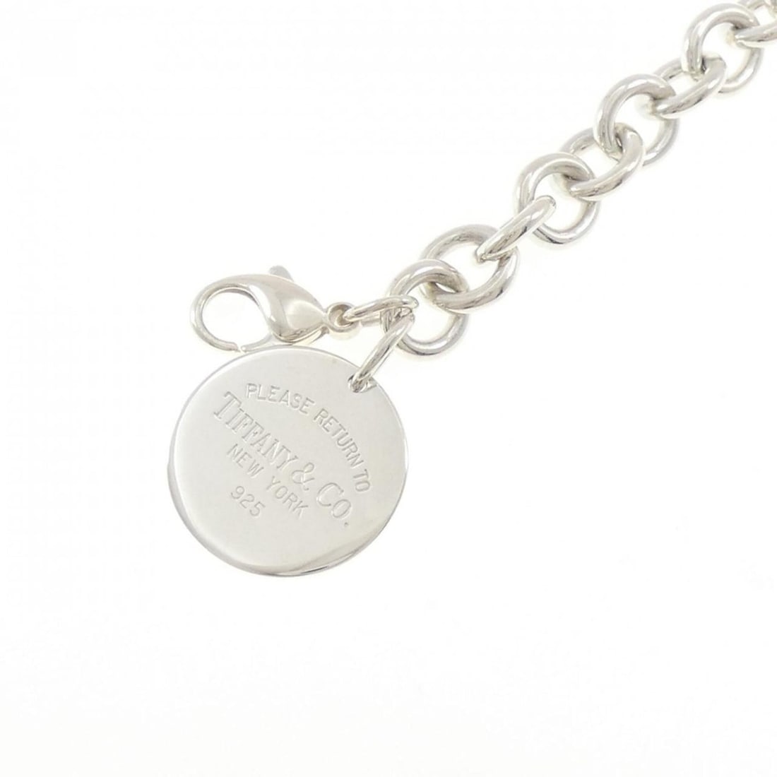 Tiffany & Co. Return to Bracelet: --- Catalog ---Category: SizeLength: 18.5cm / 7.28''Category: DesignType: Charm braceletGender: WomenMaterial: Silver 925Category: GeneralBrand: Tiffany--- Item List ---Section: ConditionRanking: Rank