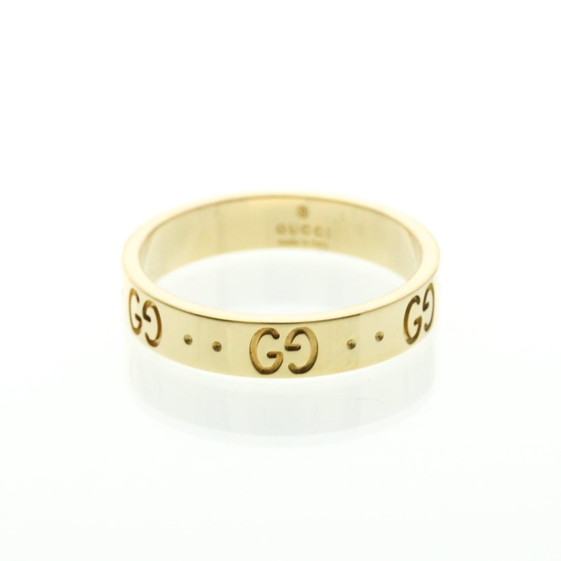 Gucci Icon Yellow Gold (18K) Fashion No Stone Band Ring Gold: --- Catalog ---Category: SizeWidth: 4.1mm / 0.16''Weight: 4.5g / 0.15oz.JP Size: 16US Size: 8Brand Size: 17Category: DesignType: Band ringColor: GoldMetal: GoldStone: No StoneStyle: FashionGender: Men