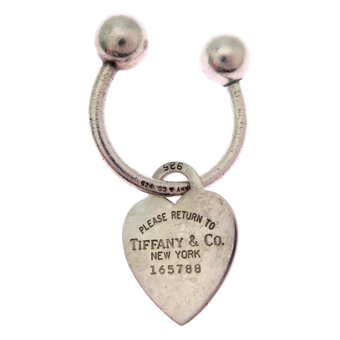Tiffany & Co. Return to Keyring, Sterling Silver 925, for Women: --- Catalog ---Category: SizeSize (HxWxD): 3cm x 2.9cm / 1.18'' x 1.14''Category: DesignType: KeyringGender: WomenMaterial: Silver 925Category: GeneralBrand: Tiffany--- Item List ---Section: Condition