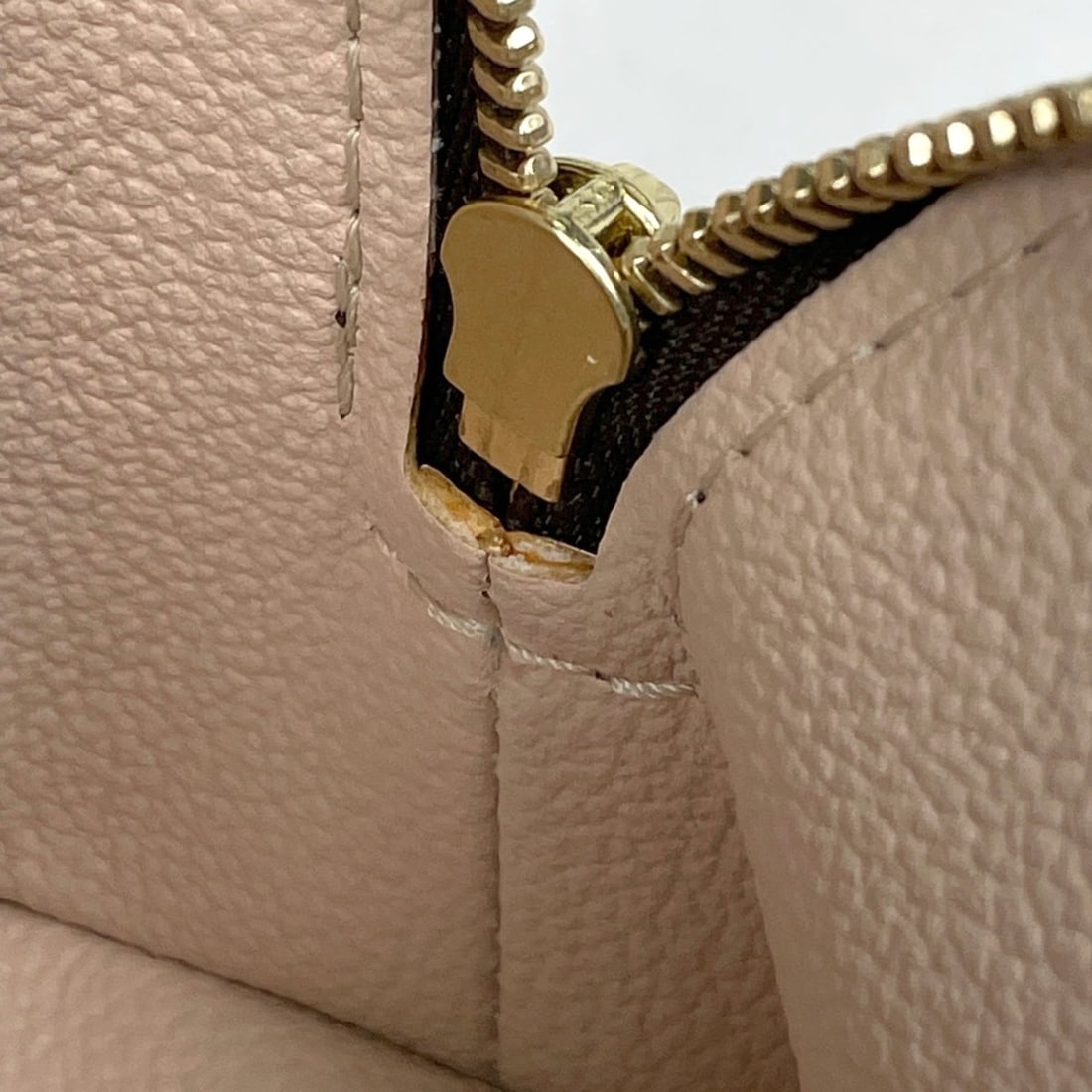 Louis Vuitton Petite Bague Empreinte Ring - 5