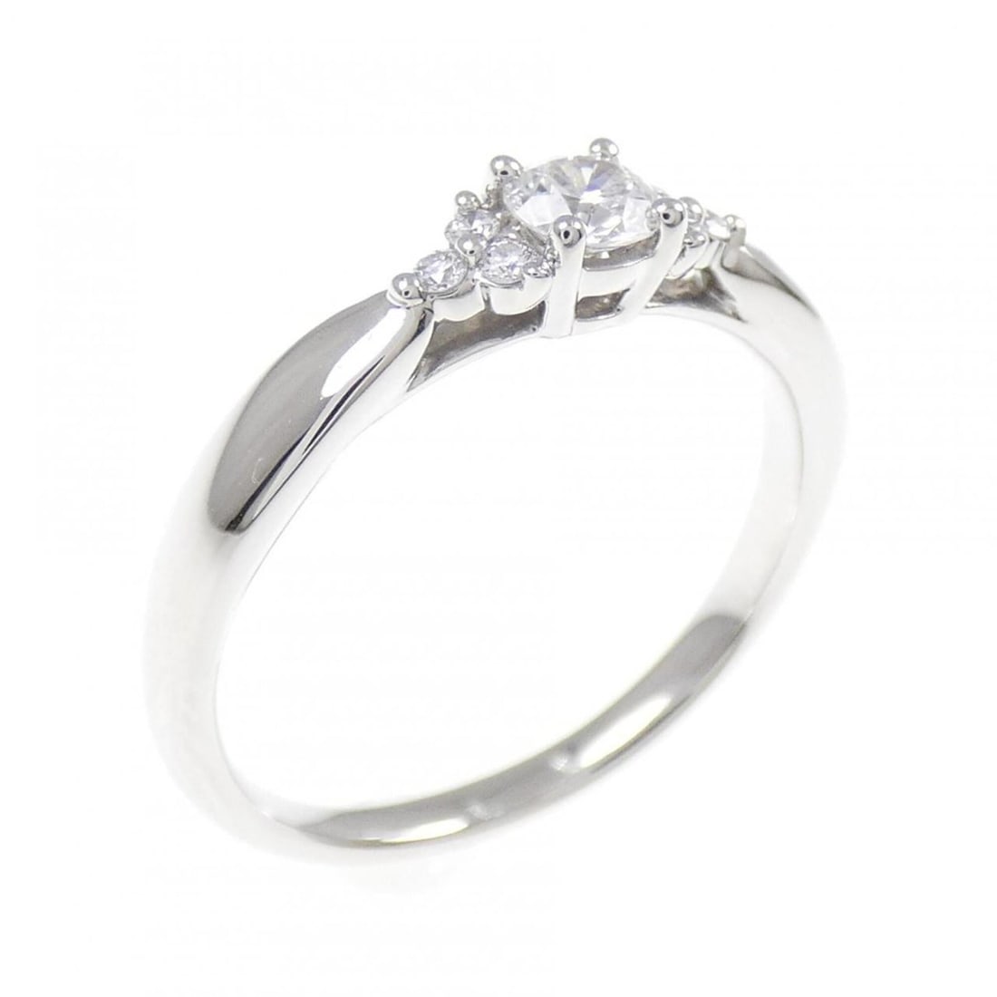 Tiffany Harmony Ring: --- Catalog ---Category: SizeJP Size: 10.5US Size: 5.5Category: DesignType: Anniversary ringColor: SilverGender: WomenMaterial: Platinum 950Category: GeneralBrand: Tiffany--- Item List ---Section: Con