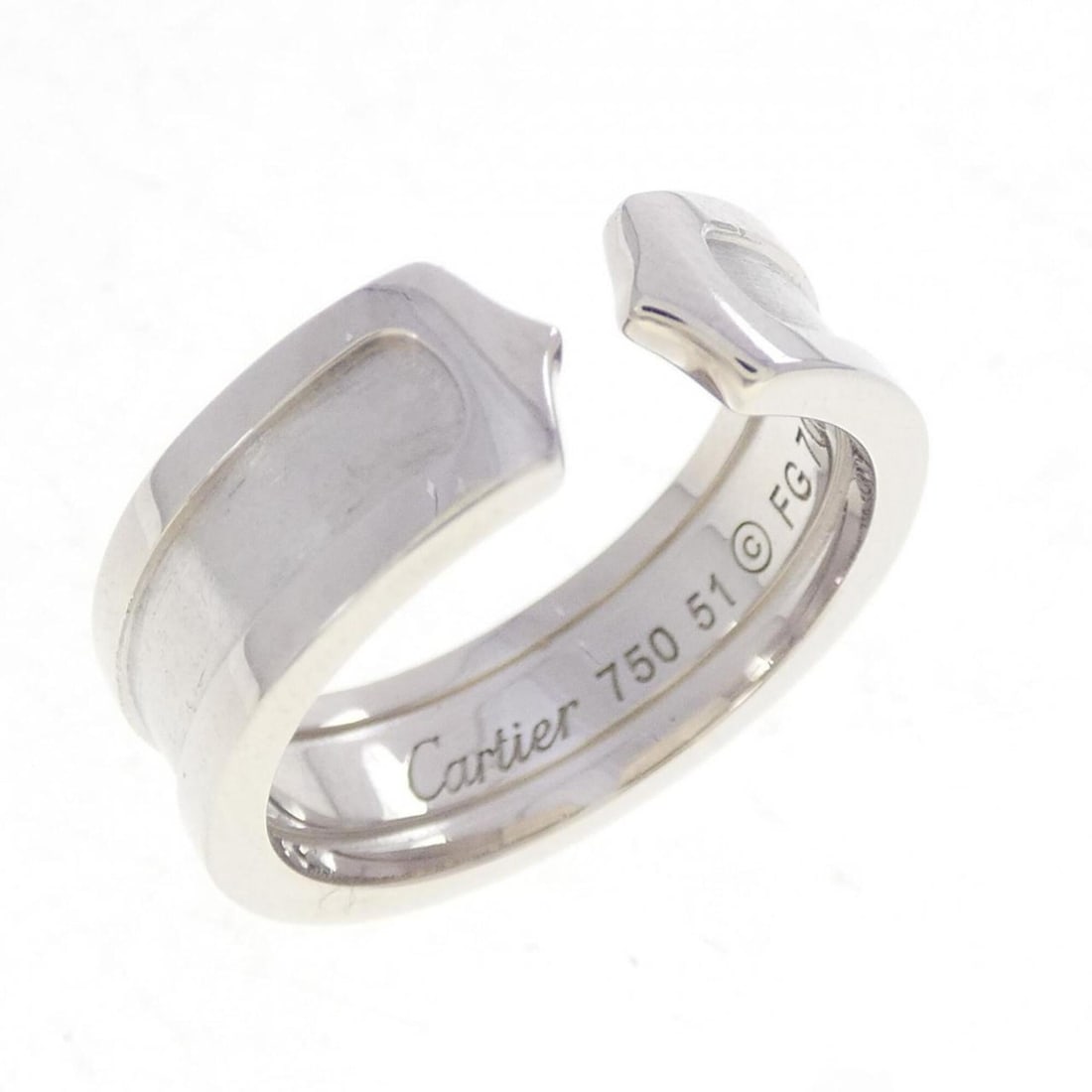 Cartier C2 Small Ring: --- Catalog ---Category: SizeUS Size: 6Brand Size: 51Category: DesignType: Band ringGender: WomenMaterial: White gold (18K)Category: GeneralMPN: B4040500Brand: Cartier--- Item List ---Section: Conditi
