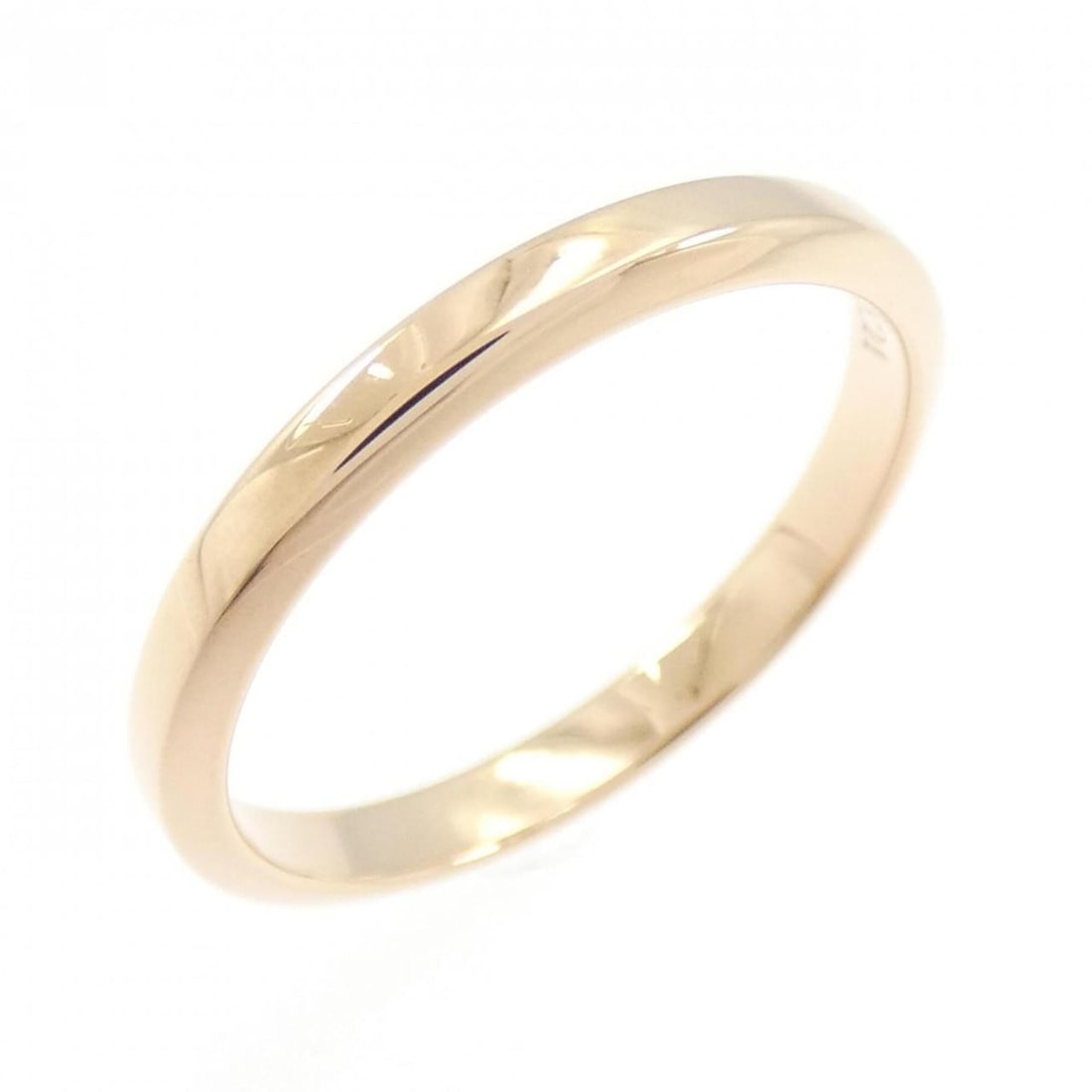 Van Cleef & Arpels Toujours Ring: --- Catalog ---Category: SizeUS Size: 6.5Brand Size: 52Category: DesignType: Band ringGender: WomenMaterial: Pink gold (18K)Category: GeneralMPN: VCARA89700Brand: Van Cleef & Arpels--- Item List ---Se