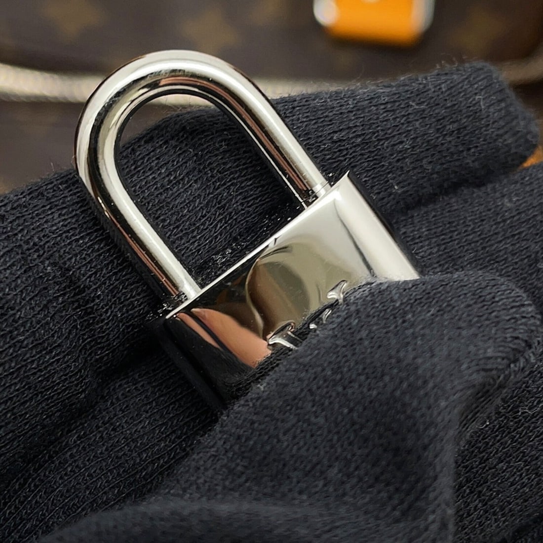 Cartier Engraved Ring - 11