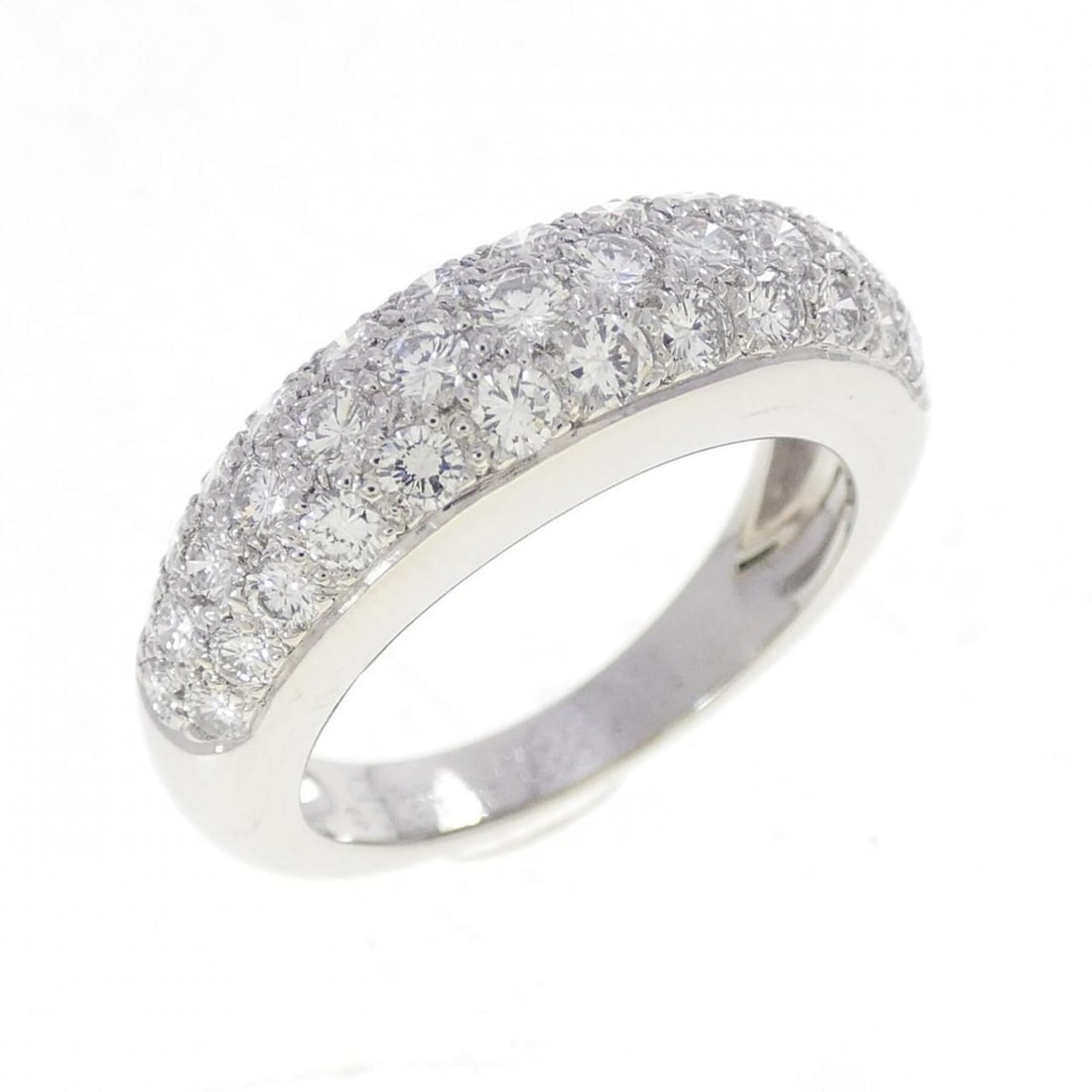 Cartier Mimi Ring: --- Catalog ---Category: SizeUS Size: 6Brand Size: 51Category: DesignType: Band ringColor: PlatinumStone: DiamondGender: WomenMaterial: Platinum 950Category: GeneralBrand: Cartier--- Item List ---Sect