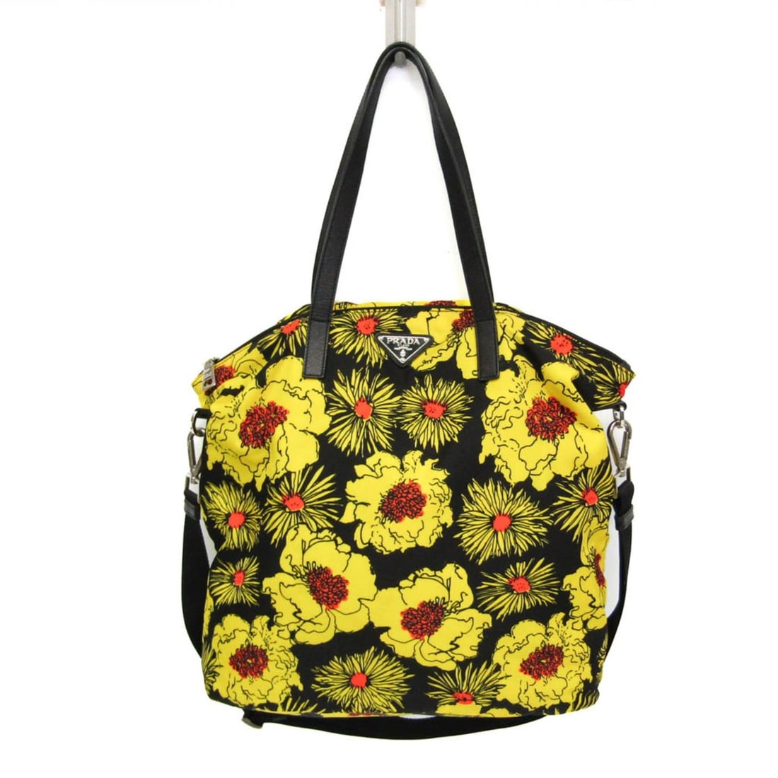 Prada TESSUTO Floral Print Women's Nylon Shoulder Bag,Tote Bag Black,Yellow: --- Catalog ---Category: SizeHandle Drop: 17.50cm / 6.89''Size (HxWxD): 35cm x 32cm x 15cm / 13.77'' x 12.59'' x 5.9''Strap Length: 75cm - 131cm / 29.52'' - 51.57''Handle Length: 46cm / 18.11''Categor