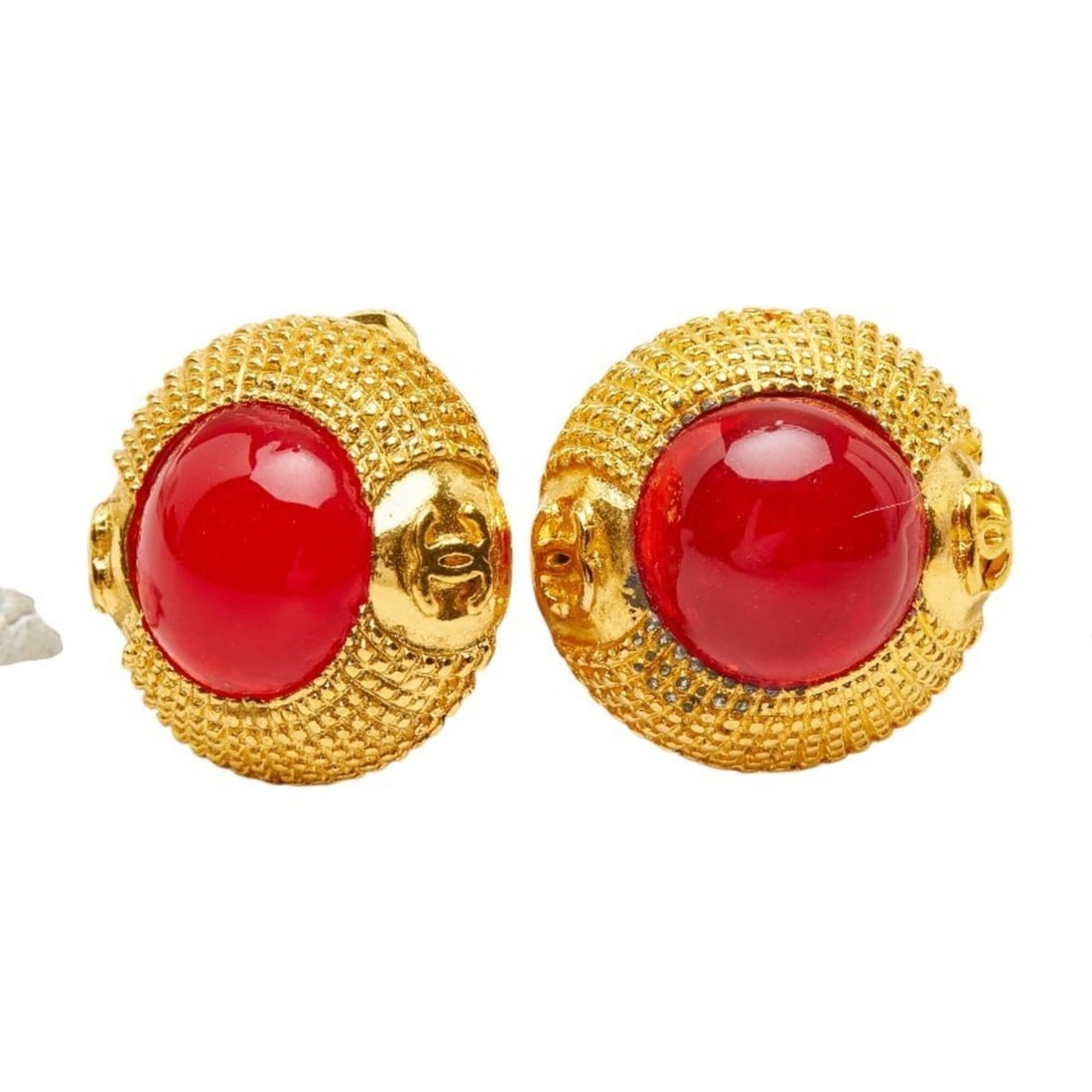 Chanel Coco Mark Gripoix Earrings, Gold and Red Plated, Women's CHANEL: --- Catalog ---Category: SizeSize (HxWxD): 22.40mm x 21.70mm / 0.88'' x 0.85''Category: DesignType: Clip earringsColor: Gold, Red colorGender: WomenMaterial: Gold platingCategory: GeneralBrand: Chanel