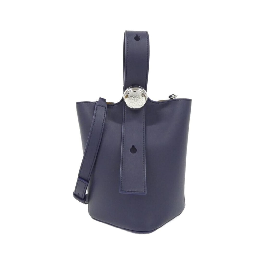Loewe Pebble Bucket Handbag Mini AANBBBMX01 Shoulder Bag: --- Catalog ---Category: SizeSize (HxWxD): 19cm x 16cm x 16cm / 7.48'' x 6.29'' x 6.29''Category: DesignType: Shoulder bagColor: BlueGender: WomenMaterial: Leather Category: GeneralBrand: Loewe--- Ite