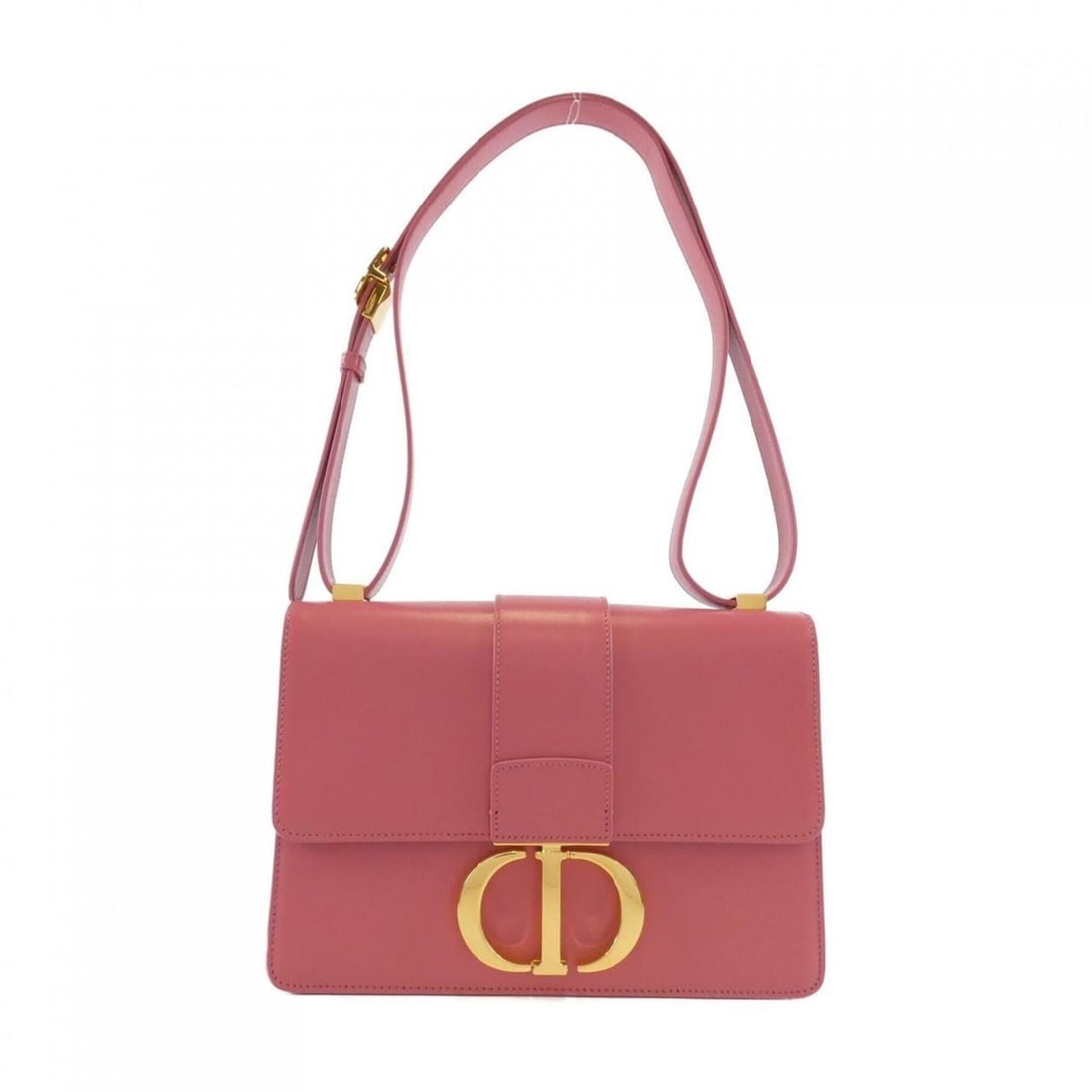 Christian Dior 30 Montaigne M9203UMOS Shoulder Bag: --- Catalog ---Category: SizeSize (HxWxD): 16cm x 24cm x 6.5cm / 6.29'' x 9.44'' x 2.55''Category: DesignType: Shoulder bagColor: Dusty pinkGender: WomenMaterial: Leather Category: GeneralBrand: Chris