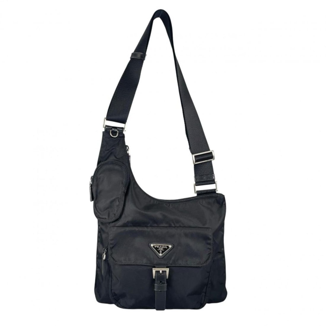 Prada PRADA Shoulder Bag Crossbody Re-Nylon Triangle Logo Nylon BT0520 Black: --- Catalog ---Category: SizeWeight: 345g / 12.16oz.Strap Drop: 63cm / 24.8''Size (HxWxD): 38cm x 28cm x 1cm / 14.96'' x 11.02'' x 0.39''Strap Length: 115cm / 45.27''Category: DesignType: Shoulder bag