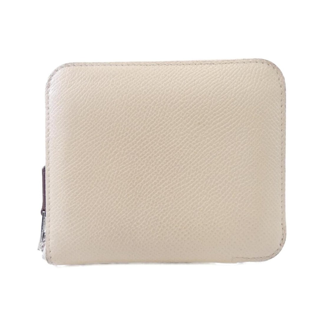 Hermes ANCLES Silk In Compact 085784CK Wallet: --- Catalog ---Category: SizeSize (HxWxD): 9cm x 11cm x 1.5cm / 3.54'' x 4.33'' x 0.59''Category: DesignType: Coin purse/coin caseGender: WomenMaterial: Epsom leather , Silk Category: GeneralLine: Sil
