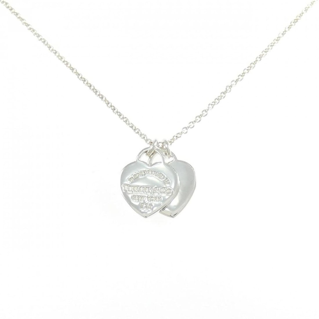 Tiffany & Co. Return to Double Heart Mini Necklace: --- Catalog ---Category: SizeWidth: 1mm / 0.04''Weight: 2.9g / 0.1oz.Pendant Size: 11.8mm x 9.8mm / 0.46'' x 0.38''Neck Circumference: 40 cm / 15.74''Category: DesignGender: WomenMaterial: Silver 925P