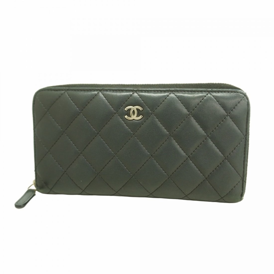 Chanel long wallet, Matelassé lambskin, black, women's.: --- Catalog ---Category: SizeSize (HxWxD): 11cm x 19.5cm x 2cm / 4.33'' x 7.67'' x 0.78''Category: DesignType: Long wallet (bi-fold)Color: BlackGender: WomenMaterial: Leather Leather/Fur Type: Lambski