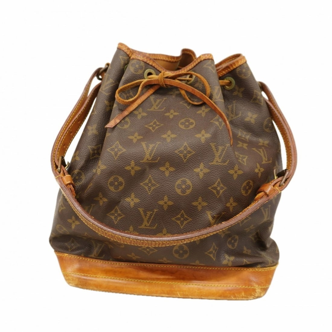 Louis Vuitton Monogram Noe Shoulder Bag M42224 Brown Women's: --- Catalog ---Category: SizeSize (HxWxD): 35cm x 26.5cm x 19cm / 13.77'' x 10.43'' x 7.48''Category: DesignType: Shoulder bagColor: BrownGender: WomenCategory: GeneralMPN: M42224Brand: Louis Vuitton-