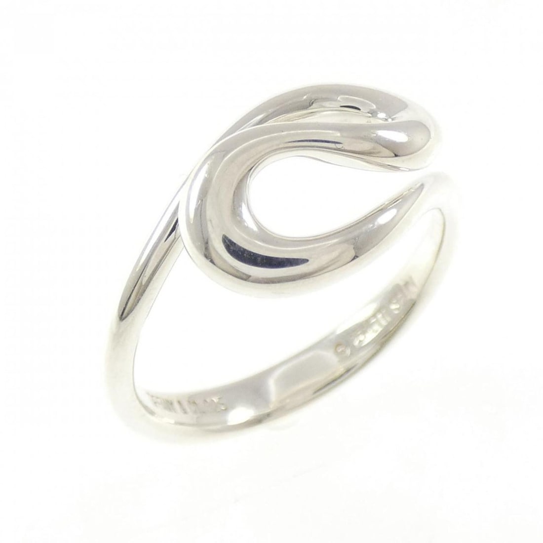 Tiffany Open Wave Ring: --- Catalog ---Category: SizeJP Size: 12US Size: 6.5Category: DesignColor: SilverGender: WomenMaterial: Silver 925Category: GeneralBrand: Tiffany--- Item List ---Section: ConditionRanking: Rank A Used