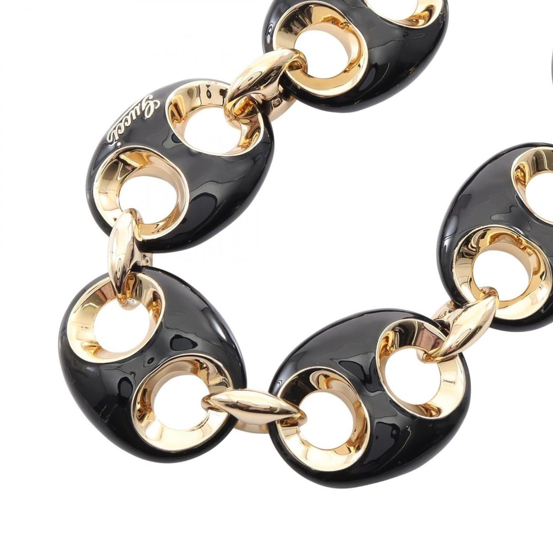 Gucci Marina Chain Necklace, Gold Plated (GP) Enamel Jewelry, Women's, Black/Gold Tone: --- Catalog ---Category: SizePendant Size: 35mm x 45mm / 1.37'' x 1.77''Neck Circumference: 43 cm / 16.92''Category: DesignColor: Black, GoldGender: WomenMaterial: Enamel, Gold platingNecklace Type: N
