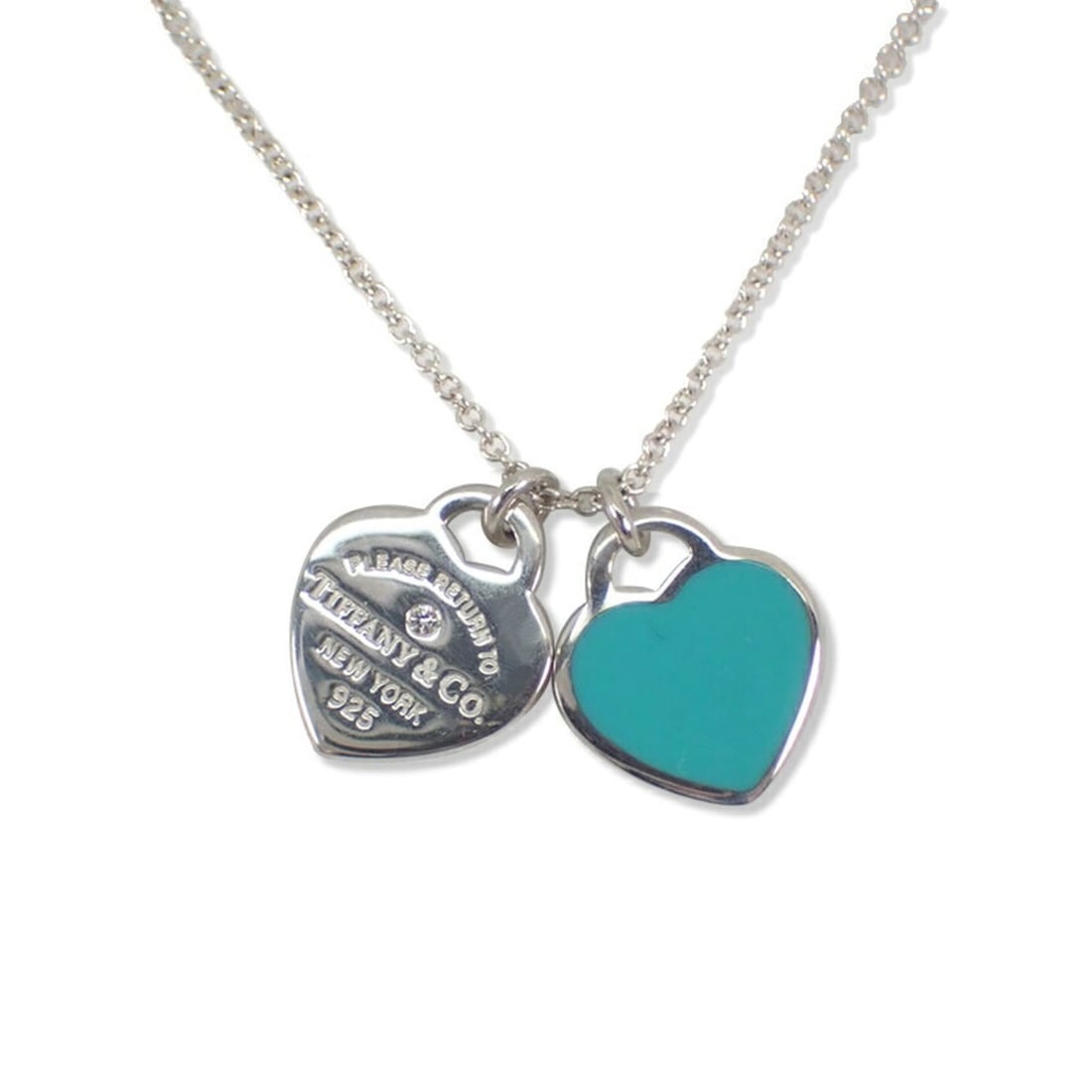 TIFFANY & Co. 925 Return to Double Heart Tag 1-Piece Diamond Pendant: --- Catalog ---Category: SizePendant Size: 11.5mm x 10mm / 0.45'' x 0.39''Neck Circumference: 45.5 cm / 17.91''Category: DesignStone: DiamondGender: WomenMaterial: Sterling silver 925Necklace Type: Ne