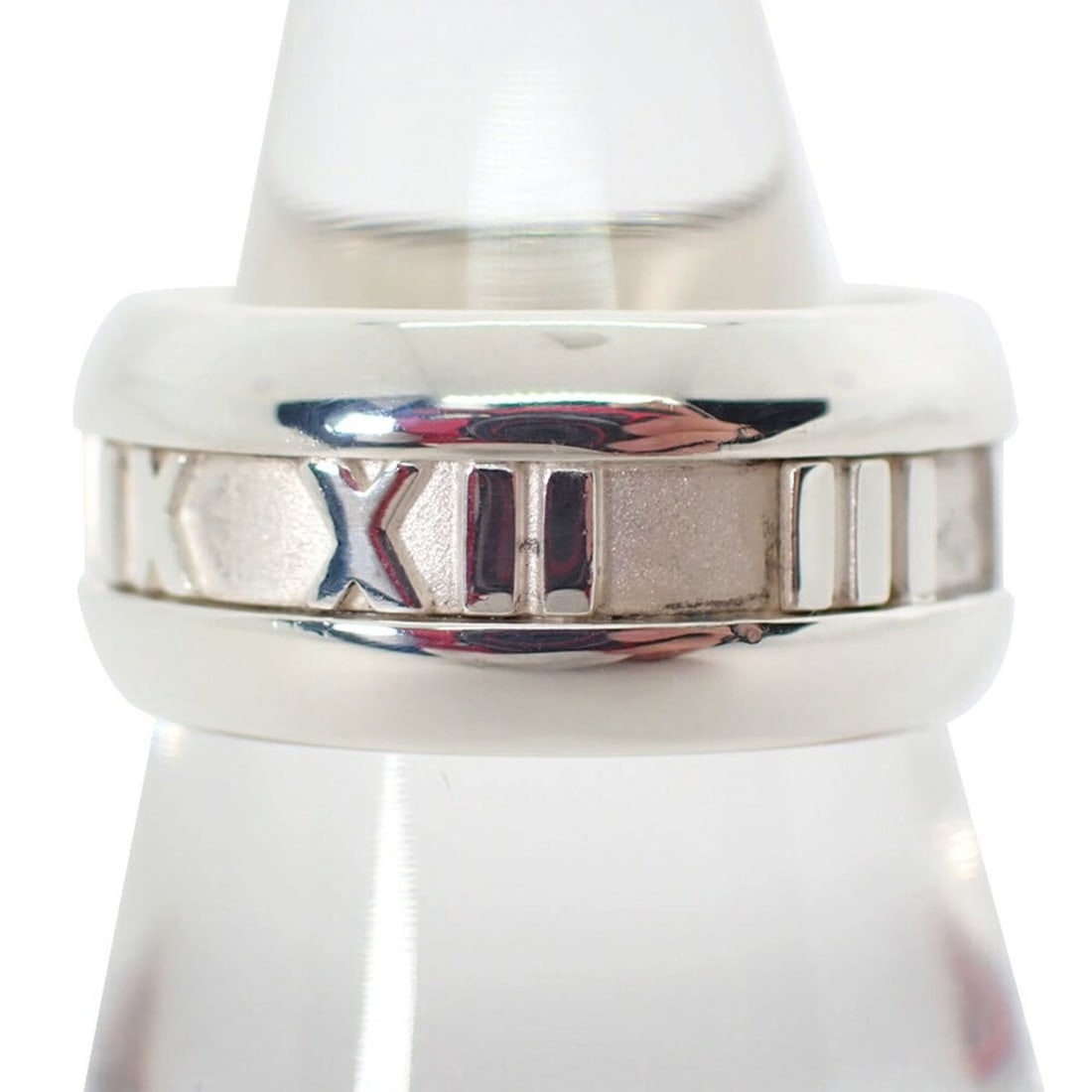 TIFFANY & Co. 925 Atlas Ring, Size 15: --- Catalog ---Category: SizeUS Size: 7.5Brand Size: 55Category: DesignType: Band ringGender: WomenMaterial: Sterling silver 925Category: GeneralBrand: Tiffany--- Item List ---Section: ConditionRankin