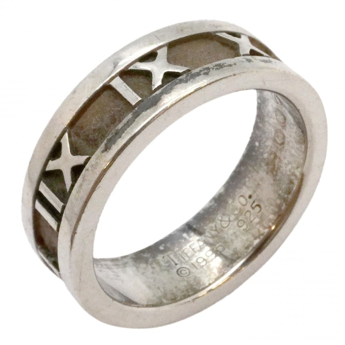 Tiffany & Co. Atlas Ring, Sterling Silver 925, Size 12.5 (Women's): --- Catalog ---Category: SizeJP Size: 12.5US Size: 6.5Category: DesignType: Band ringGender: WomenMaterial: Silver 925Category: GeneralBrand: Tiffany--- Item List ---Section: ConditionRanking: Rank AB