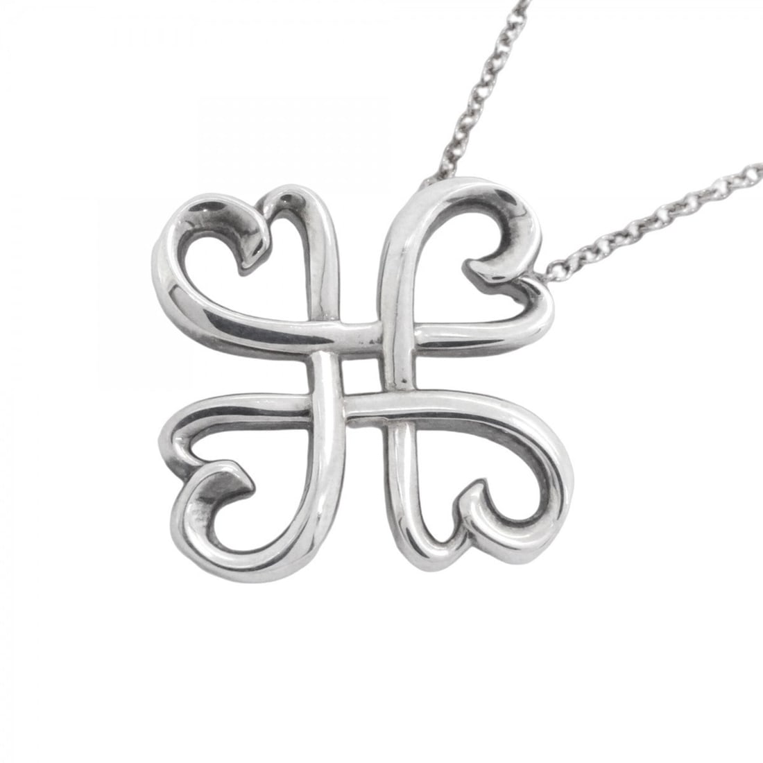 Tiffany & Co. Loving Heart Clover Necklace, Sterling Silver 925, Women's: --- Catalog ---Category: SizePendant Size: 20.4mm x 20.4mm / 0.8'' x 0.8''Neck Circumference: 46 cm / 18.11''Category: DesignGender: WomenMaterial: Silver 925Necklace Type: NecklaceCategory: GeneralBr