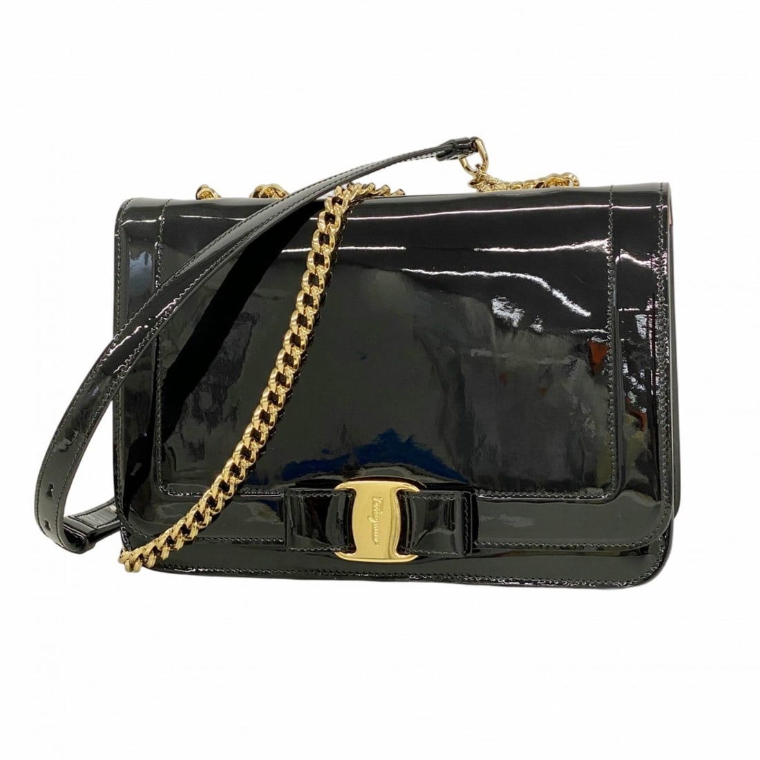 Salvatore Ferragamo Vara Shoulder Bag, Enamel, Black, Women's, P2790684: --- Catalog ---Category: SizeSize (HxWxD): 16.5cm x 24cm x 9cm / 6.49'' x 9.44'' x 3.54''Category: DesignType: Shoulder bagColor: BlackGender: WomenHardware Color: GoldCategory: GeneralBrand: Salvator