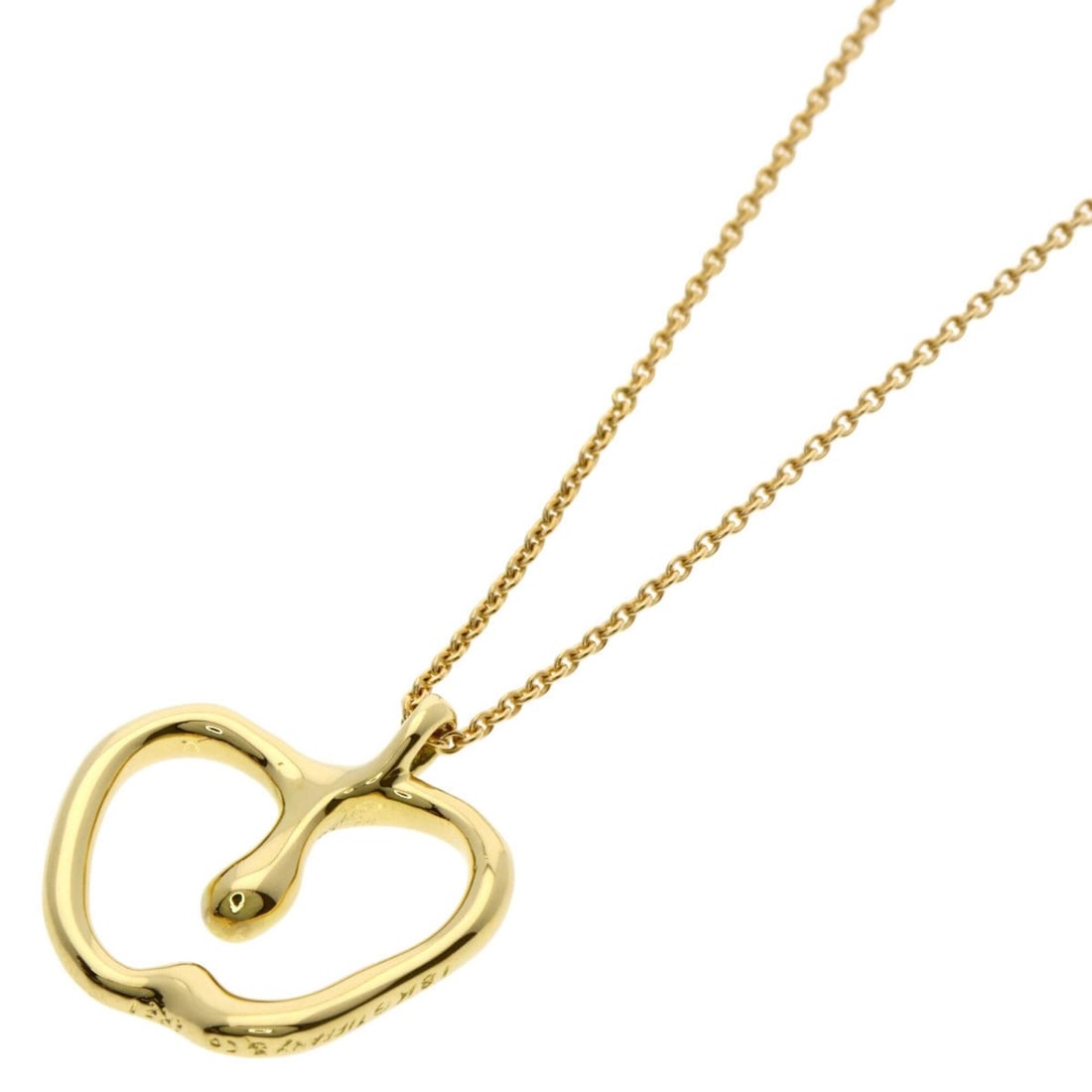Tiffany & Co. Apple Necklace, 18K Yellow Gold, Women's.: --- Catalog ---Category: SizePendant Size: 17.6mm x 16.7mm / 0.69'' x 0.65''Neck Circumference: 40.5 cm / 15.94''Category: DesignGender: WomenMaterial: Yellow gold (18K)Necklace Type: NecklaceCategory