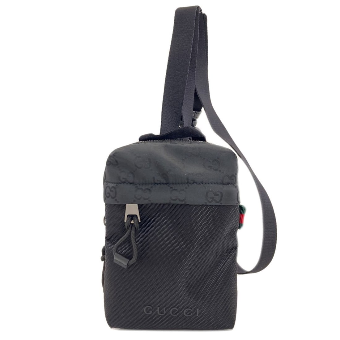Louis Vuitton Vernis Vermont Avenue M91279 Shoulder Bag: --- Catalog ---Category: SizeSize (HxWxD): 16cm x 22cm x 5cm / 6.29'' x 8.66'' x 1.96''Category: DesignType: Shoulder bagColor: Amarante, PurpleGender: WomenMaterial: Leather Leather/Fur Type: Enamel 