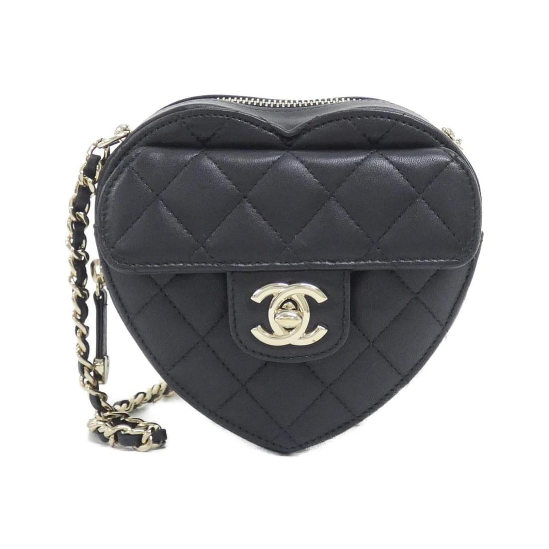 Chanel AP2784 Shoulder Bag: --- Catalog ---Category: SizeSize (HxWxD): 12cm x 13cm x 4cm / 4.72'' x 5.11'' x 1.57''Category: DesignType: Shoulder bagColor: BlackGender: MenMaterial: Leather Category: GeneralMPN: AP2784Brand: Cha