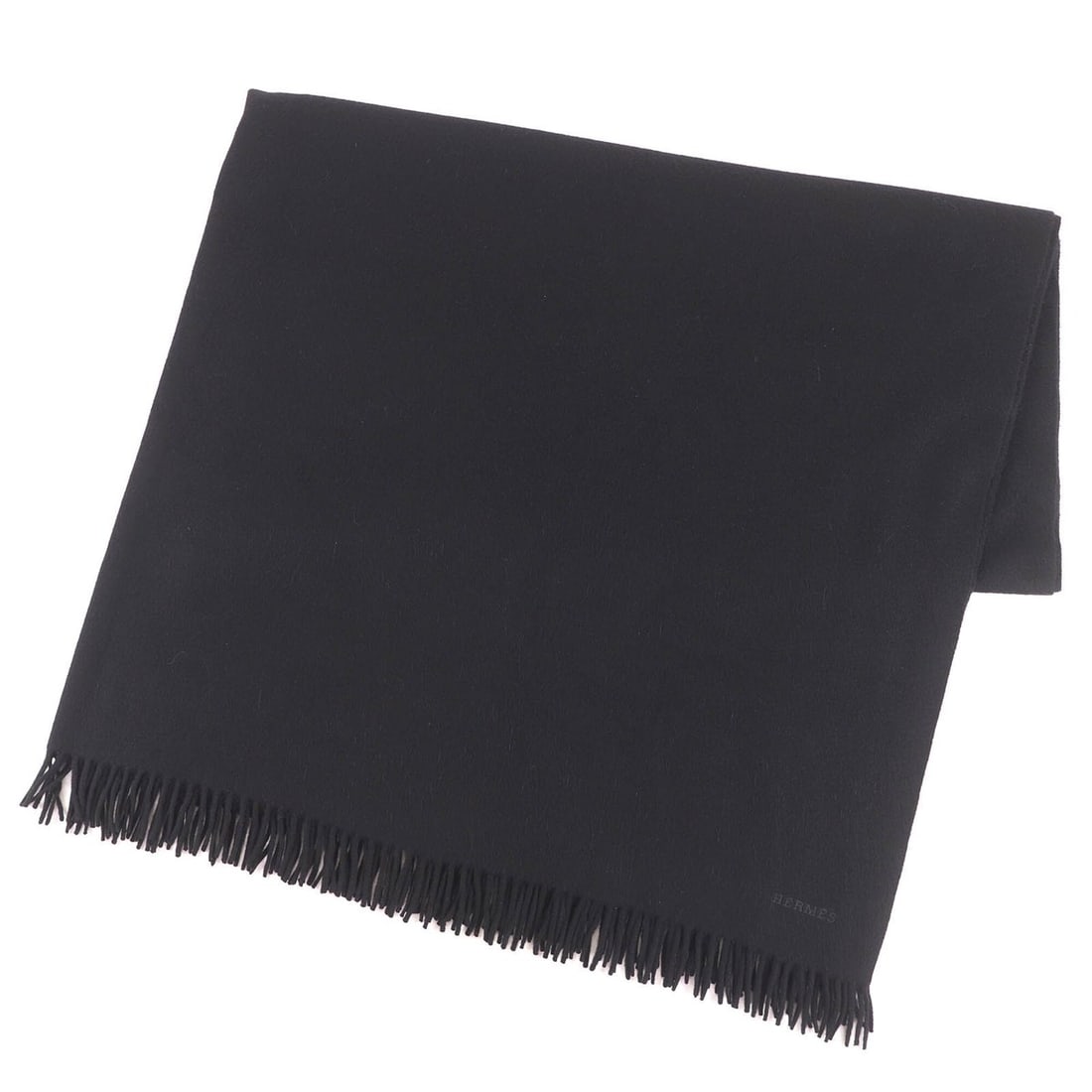 HERMES 100% Cashmere Logo Embroidered Fringe Extra Large Shawl Stole Scarf Black Made in Italy: --- Catalog ---Category: SizeSize (LxW): 2.14m x 1.5m / 84.25'' x 59.05''Category: DesignType: ShawlColor: BlackGender: WomenMaterial: Cashmere Category: GeneralBrand: HermesCountry of Origin: Italy--