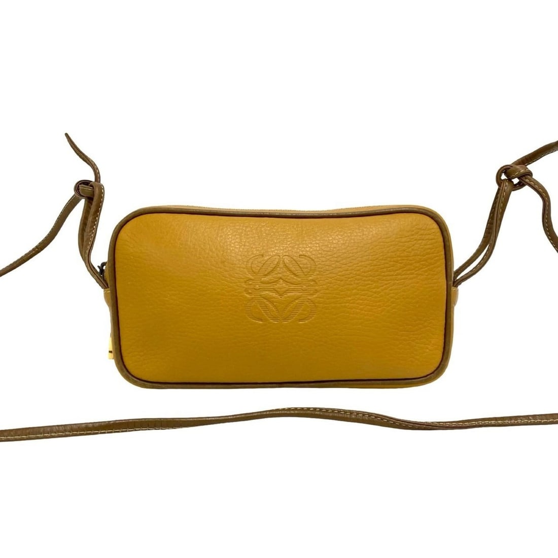 LOEWE Vintage Anagram Logo Engraved Leather Mini Shoulder Bag/Pouch/Sacoche, Beige, 81369: --- Catalog ---Category: SizeSize (HxWxD): 12cm x 21cm x 4cm / 4.72'' x 8.26'' x 1.57''Category: DesignType: Pochette, Shoulder bagColor: Beige, BrownGender: WomenMaterial: Leather Category: GeneralBr